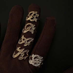 Cincin huruf inisial hati pribadi pelat nama cincin jari nama kustom hadiah perhiasan wanita - Product Image 2