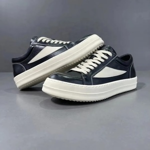 <span class=keywords><strong>Scarpe</strong></span> Sportive Retrò di Alta Qualità 2025 RO, Design in Pelle Scamosciata Versatile, <span class=keywords><strong>Scarpe</strong></span> Casual da Passeggio per <span class=keywords><strong>Uomo</strong></span> - Product Image 5