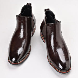 Chaussures pour hommes de grande taille, personnalisables en gros, à bout pointu, bottines à la cheville, respirantes, décontractées, à enfiler, bottines Chelsea - Product Image 1