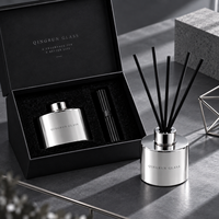 Conteneur vide en verre cylindrique argenté pour parfum d'ambiance, avec collier assorti, pour l'affichage d'arômes modernes au bureau