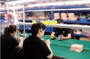 Sistem Pelatihan dan Penilaian Manikin <span class=keywords><strong>CPR</strong></span> Simulasi di Samping Tempat Tidur untuk Ilmu Kedokteran di Sekolah - Product Image 4