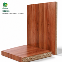 Placage de bois naturel brun rouge foncé Jinbase XT2105 en MDF/HDF, écologique et résistant à l'humidité, pour meubles et murs haut de gamme