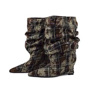 Bottines souples femmes Plaid Denim surdimensionné <span class=keywords><strong>large</strong></span> <span class=keywords><strong>mollet</strong></span> bout pointu sculptural talon compensé Grunge Style occidental - Product Image 4