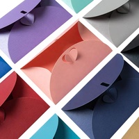 Enveloppe en papier Kraft personnalisé avec fermeture cœur, enveloppe de cartes de vœux, Logo estampage à chaud, pour les affaires A5 A6 A7, cadeau de mariage, 50 pièces