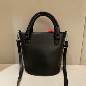 กระเป๋าถือสะพายข้างผู้หญิงลายการ์ตูนเรขาคณิตสไตล์เรโทรสำหรับฤดูใบไม้ร่วงและฤดูหนาว รุ่นใหม่ล่าสุด ดีไซน์เก๋ไก๋  ถอดสายสะพายได้ ทำจากวัสดุ PU - Product Image 4