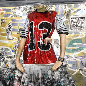 Camiseta Deportiva de Hip Hop con Lentejuelas y Malla Transpirable de Manga Corta, Inspirada en la Hermandad Delta 13 - Product Image 3