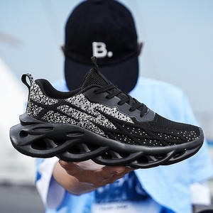 Baskets de sport décontractées pour hommes toutes saisons, respirantes, confortables, à semelle souple, pour la marche et la course, style tendance, à lacets, en maille - Product Image 4