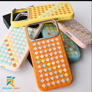 Étui robuste <span class=keywords><strong>en</strong></span> métal diamanté pour iPhone 18 Pro, <span class=keywords><strong>coque</strong></span> de protection magnétique <span class=keywords><strong>en</strong></span> <span class=keywords><strong>cuir</strong></span> tressé à la main <span class=keywords><strong>avec</strong></span> bouton d'action intelligent IA - Product Image 5