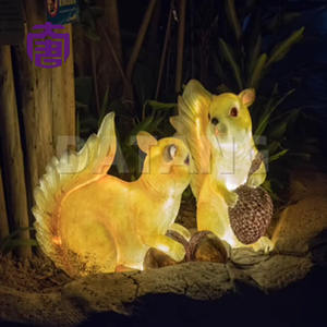 Modern Fiberglass 3d Squirrel Statue Lamp Ip65 Rated Holiday Garden Animal Sculpture Landscape Lighting Decoration - Product Image 5