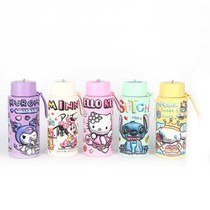 Botella de Agua Deportiva de Acero Inoxidable Reutilizable con Aislamiento al Vacío de Doble Pared <span class=keywords><strong>Frank</strong></span> de 34 oz/1000 ml, con Tapa de Paja Abatible y Correa - Product Image 3