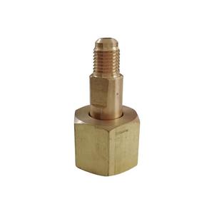 Adaptador de latón para nitrógeno y oxígeno M2 1/4 con conector de tuerca de cobre para sistemas HVAC - Product Image 1