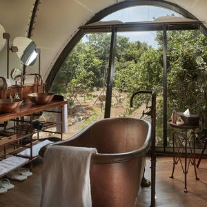 Tente de glamping de luxe pour safari sauvage <span class=keywords><strong>avec</strong></span> salle de bain - Villa en toile 4 saisons pour complexe hôtelier en plein air - Product Image 3