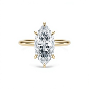 Anillo de Compromiso y Matrimonio Solitario de Oro de 14K con Esmeralda de 3 Quilates, Corte Brillante y Diamantes Engastados - Product Image 3