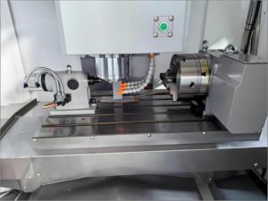 Centre d'usinage CNC personnalisable VMC1160 certifié CE, haute précision, stable, automatisé, multifonctionnel, facile à utiliser, productivité élevée - Product Image 3