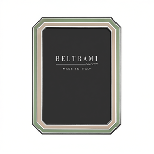 Marco de Fotos Beltrami Hecho a Mano con Estructura de Madera Plateada y Grabado en Relieve, Diseño Elegante, Hecho en Italia, Plata 999 - Product Image 2