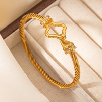 Groothandel RVS Geluksklaver Vierbladige Klaver Mode Haakgesps Armband Trendy Dames Sieraden Cadeau