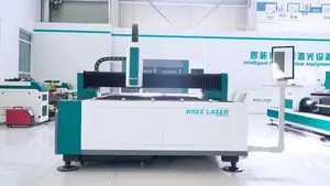 Mesin Pemotong Laser Serat CNC, Pemotong Logam untuk Besi Stainless Steel Lembar Aluminium