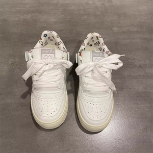 Baskets de <span class=keywords><strong>skateboard</strong></span> blanches pour femme, à lacets, à semelle épaisse, respirantes, rehaussantes, style Doodle mignon, collection Printemps 2025, polyvalentes, Instagram - Product Image 4