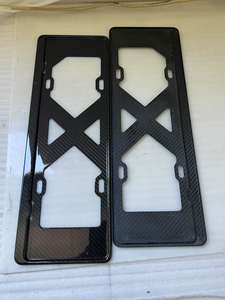 กรอบ<span class=keywords><strong>ป้าย</strong></span><span class=keywords><strong>ทะเบียน</strong></span>คาร์บอนไฟเบอร์4รูแบบยุโรปด้านหน้ากำหนดโลโก้ได้เอง - Product Image 4