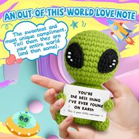 Cadeau unique en crochet, extraterrestre, cadeau de Noël, cadeaux amusants et romantiques, tricot fait main, poupée extraterrestre positive, décoration de la maison, du bureau, de la fête