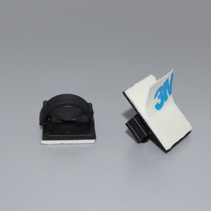 Clips de câbles en plastique, organisateur de câbles en nylon, pince adhésive pour câbles pour voiture, bureau et maison - Product Image 1