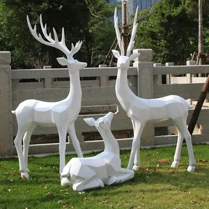 Statues de cerfs grandeur nature en résine de fibre de verre à prix avantageux 2024 pour la décoration de jardin - Product Image 1