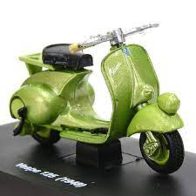 Dalia Vespa 1397(グリーン) Piaggio 605411M Historical Vehicle Models - 1:32 Scale