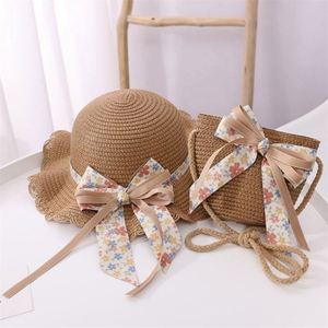 Chapeau de soleil d'été pour enfants, ensemble sac et chapeau de paille pliable pour filles, idéal pour la plage - Product Image 3