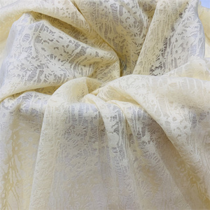 <span class=keywords><strong>Tissu</strong></span> Jacquard Texturé Double Couche Respirant en Dentelle Tricotée Léger 100g/m Anti-Plis pour Robes et Costumes de Créateurs de Mode - Product Image 4