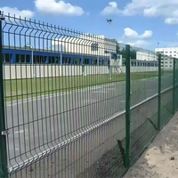 Clôture en PVC à prix abordable, panneau de clôture en treillis soudé 3D courbé et recouvert de PVC, facilement assemblable, pour périmètres, voies ferrées, prisons et aéroports