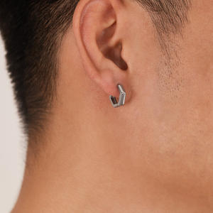 <span class=keywords><strong>ต่าง</strong></span><span class=keywords><strong>หู</strong></span>แฟชั่นสไตล์ยุโรปและอเมริกา<span class=keywords><strong>ต่าง</strong></span><span class=keywords><strong>หู</strong></span>สแตนเลสรูปทรงเรขาคณิตแบบเรียบง่ายและดู<span class=keywords><strong>เท่</strong></span>ของขวัญ - Product Image 2