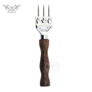 Manche en bois personnalisé Broyeur manuel Briser la glace Sculpture Grattoir Ciseau <span class=keywords><strong>Requin</strong></span> <span class=keywords><strong>Bar</strong></span> Boisson Vin Tête de crâne en métal Piques à glace Outils - Product Image 3