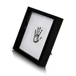 Cornice Personalizzata 8x8 Pollici in Legno per Impronte di Mani e Piedi di Neonati - Kit Ecologico Stile Giapponese con Fiori e <span class=keywords><strong>Animali</strong></span> per Foto da Casa - Product Image 3