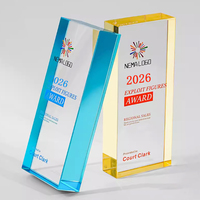 Vente en gros de trophées de conférence en cristal coloré design créatif certificat de plaque de trophée d'honneur d'employé exceptionnel personnalisé