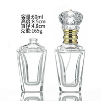 Flacon de parfum carré de luxe Devli DL-0217 de 60 ml en verre avec fond lourd, sérigraphie, pulvérisateur à pompe, compatible avec les diffuseurs à bâtonnets