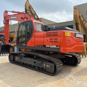 Excavatrice sur chenilles Doosan DX225LCA d'occasion, état d'origine, faible nombre d'heures de fonctionnement, performances élevées, moteur d'origine, roulement moteur. - Product Image 6