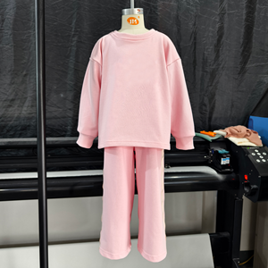 Set di Abbigliamento Casual per Bambini con <span class=keywords><strong>Felpa</strong></span> Oversize e <span class=keywords><strong>Pantaloni</strong></span> <span class=keywords><strong>in</strong></span> Spugna Francese, Completo Sportivo Comodo - Product Image 3
