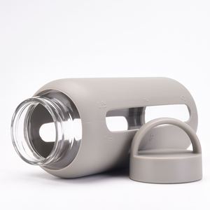 Bouteille d'eau portable en verre borosilicate sans BPA à large ouverture avec manchon en silicone 800 ml avec couvercle à paille 2-en-1 pour le sport - Product Image 5
