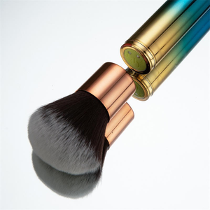 Brosse à maquillage vibrante, 10 modes de vibration, rechargeable par USB, 100% étanche, miroir dégradé, tête détachable, poils doux et moelleux - Product Image 5