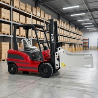 Chariot élévateur antidérapant à haute friction avec pince à balles, les nervures internes augmentent la friction, adapté aux balles molles et glissantes comme le foin