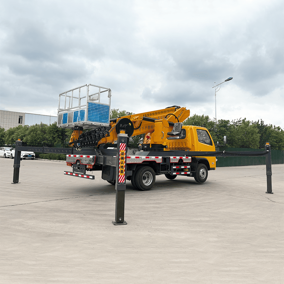 Truck Mounted Aerial Work Platform Foton Chassis Telescopic Boom ...