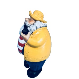 Statue di artigianato in resina personalizzate abito giallo di old sailor smoking statuette sea series furniture for decoration - Product Image 2