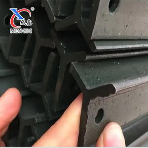 黒塗装ファームフェンスメタルポストホットディップ亜鉛メッキスターピケットスチールフェンスYポスト - Product Image 6