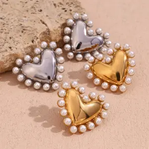 XIXI Hypoallergenic Luxury Pearl Love Heart Design Stud 18K Gold Plated Stainless Steel Women Fashion Jewelry Earrings