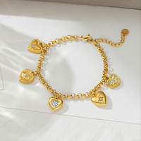 Bracelet en acier inoxydable avec breloques multiples en forme de cœur, plaqué or 18 carats PVD, réglable, inaltérable, style vintage, avec œil de diable et étoile pavée