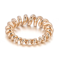Bagues de mariage luxueuses en or jaune 18 carats avec diamants naturels, fabrication artisanale, nouveau design en spirale, bijoux en or massif pour femmes et hommes