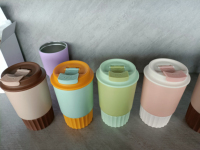 Gobelet isotherme en acier inoxydable 350 ml 450 ml, droit, non conique, avec manchon en silicone coloré et couvercle