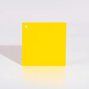 Feuille acrylique jaune solide pour la découpe laser, matière première acrylique non transparente jaune vif, personnalisée