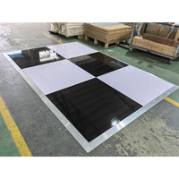 Piste de danse portable 4'x4' noir et blanc pour mariages et fêtes