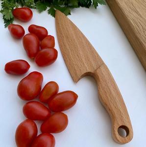 Cortador grabado para niños de <span class=keywords><strong>cocina</strong></span>, cuchillo de mantequilla de madera seguro personalizado, tabla de cortar de madera pequeña para niños pequeños, utensilio para niños, cuchillo Montessori - Product Image 4